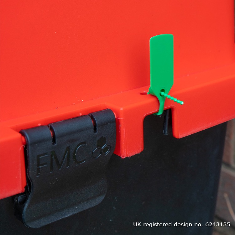 SX2 Cabinet Close Up on Green Tab